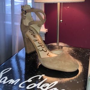 Brand new Sam Edelman camel suede block heels